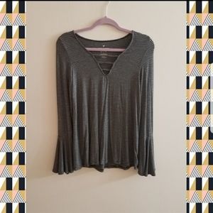 💣 Soft & Sexy V Neck 🖤